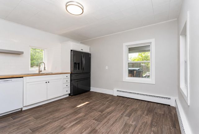 543 Leonard Street Ne, City Of Grand Rapids, MI 49503