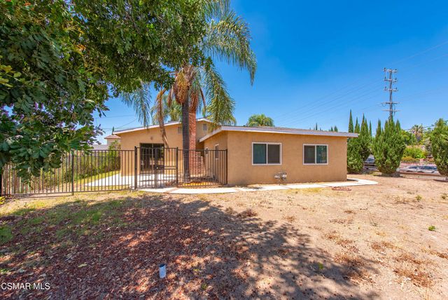8681 Winnetka Avenue, Winnetka, CA 91306