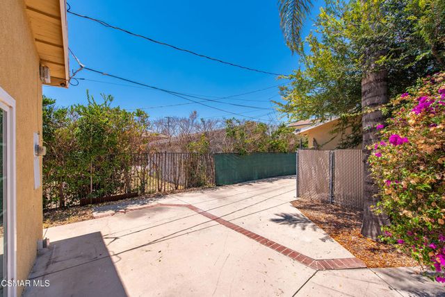 8681 Winnetka Avenue, Winnetka, CA 91306