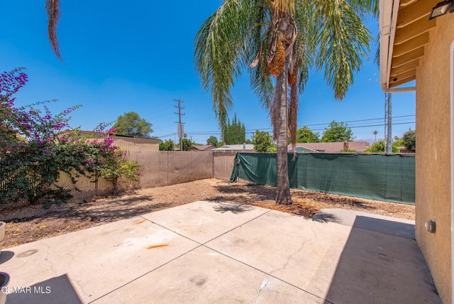 8681 Winnetka Avenue, Winnetka, CA 91306