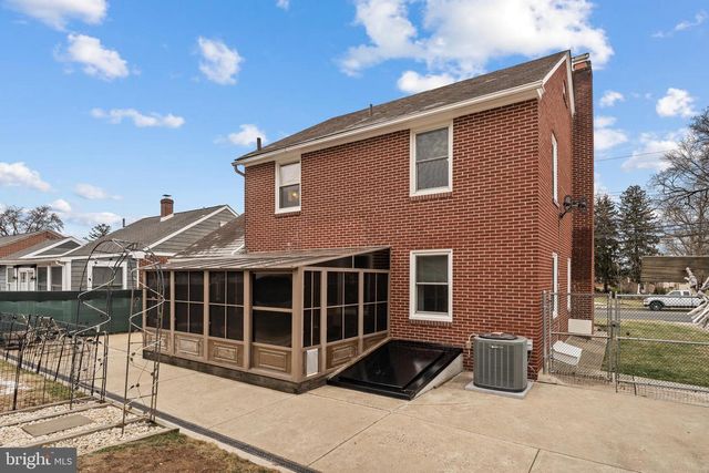 859 WALNUT ST, Royersford, PA 19468