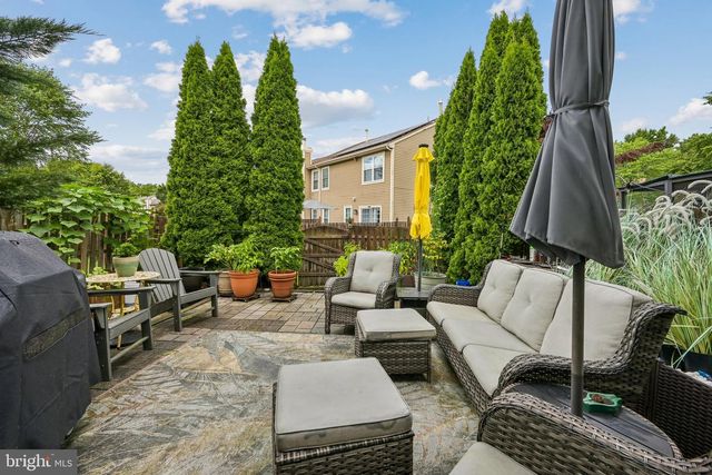 29 HOLLOWELL WAY, Mount Laurel, NJ 08054
