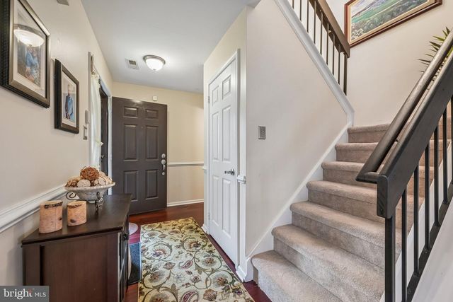 29 HOLLOWELL WAY, Mount Laurel, NJ 08054