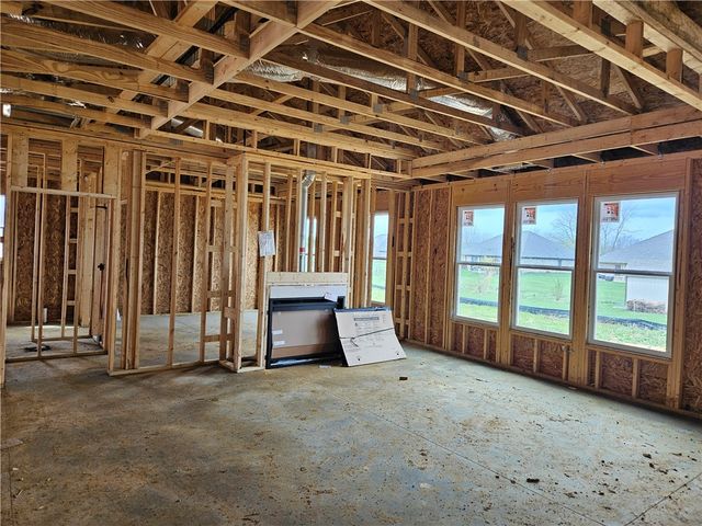 2276 Tandem Drive, Xenia, OH 45385