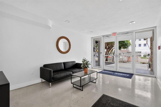 1670 Bay Road 3F, Miami Beach, FL 33139