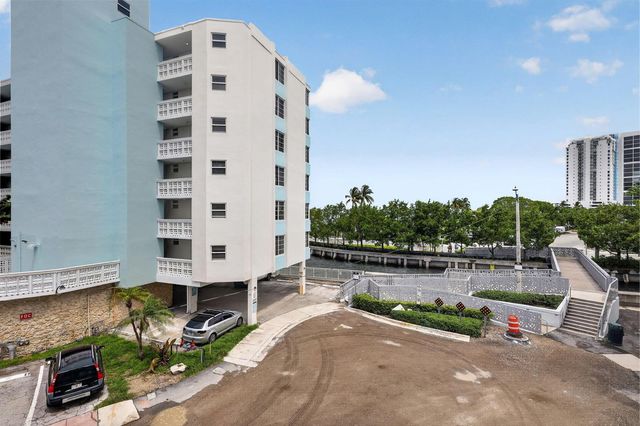 1670 Bay Road 3F, Miami Beach, FL 33139