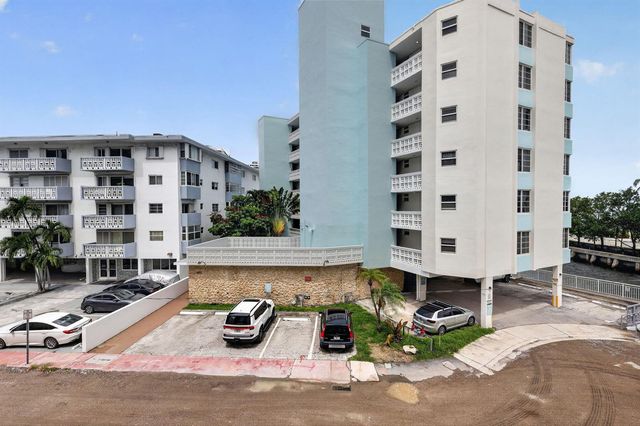 1670 Bay Road 3F, Miami Beach, FL 33139