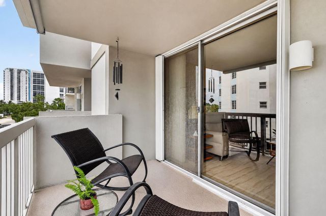 1670 Bay Road 3F, Miami Beach, FL 33139