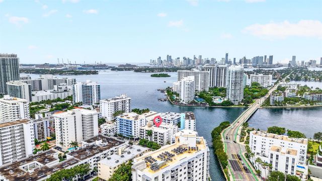 1670 Bay Road 3F, Miami Beach, FL 33139