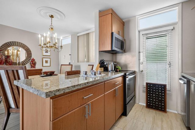 1670 Bay Road 3F, Miami Beach, FL 33139