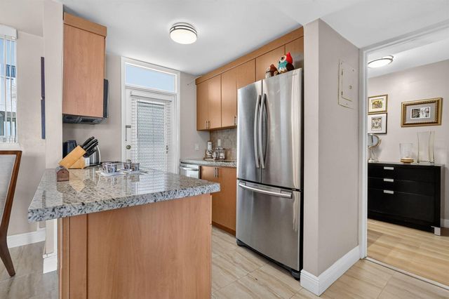 1670 Bay Road 3F, Miami Beach, FL 33139