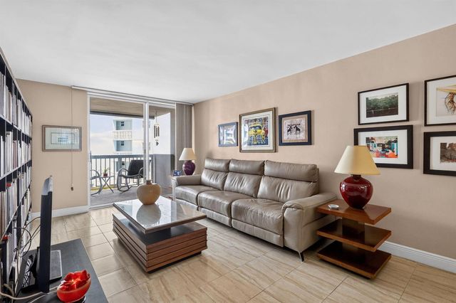 1670 Bay Road 3F, Miami Beach, FL 33139