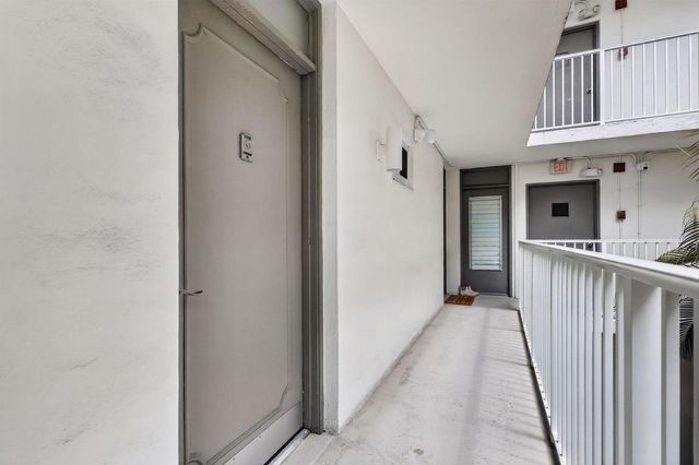 1670 Bay Road 3F, Miami Beach, FL 33139