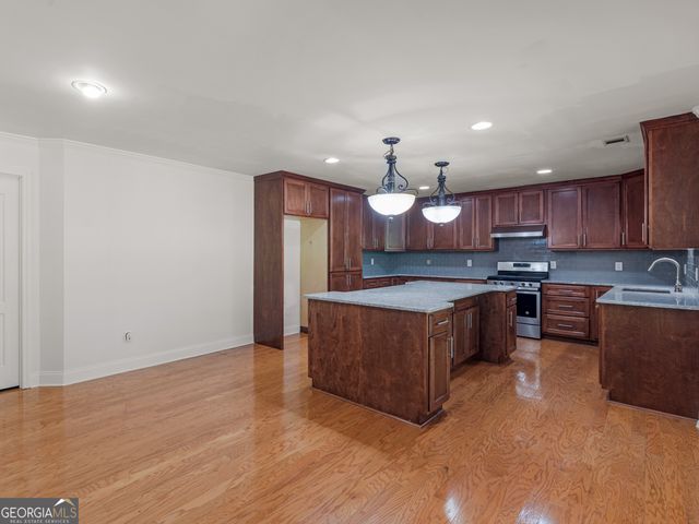 2412 Wild Oak Court, Stockbridge, GA 30281