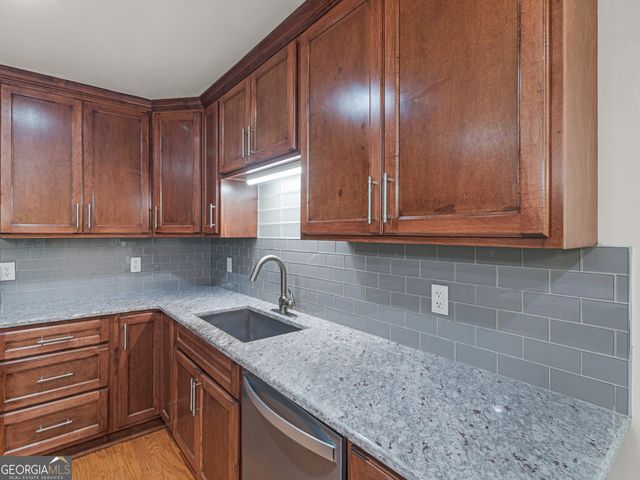 2412 Wild Oak Court, Stockbridge, GA 30281