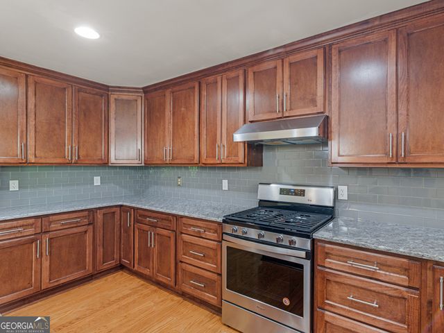 2412 Wild Oak Court, Stockbridge, GA 30281