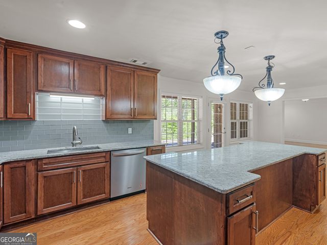 2412 Wild Oak Court, Stockbridge, GA 30281