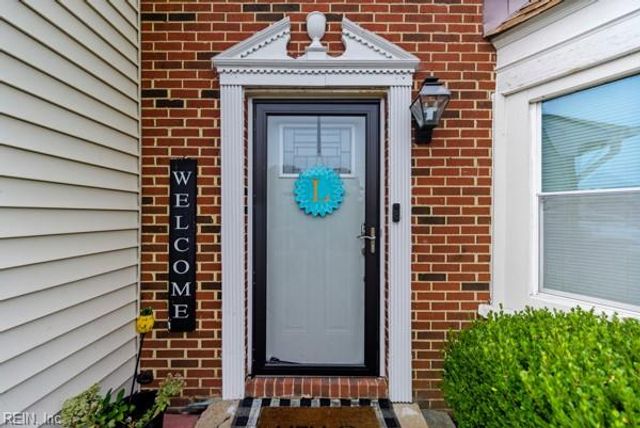 5276 Settlers Park DR, Virginia Beach, VA 23464