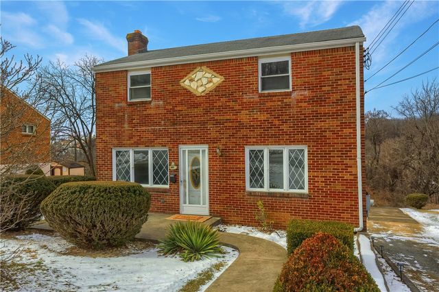 3091 Woodridge Dr, Whitehall, PA 15227