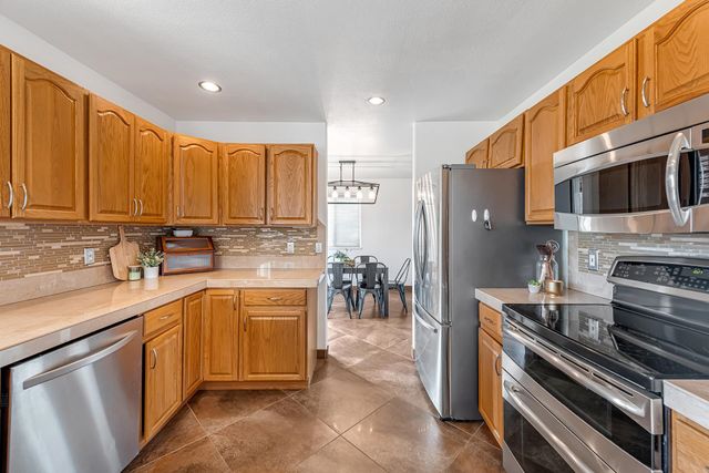 728 N Valley Drive, Grand Junction, CO 81505