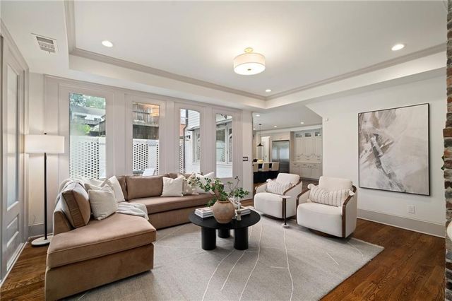 3230 W Andrews Drive, Atlanta, GA 30305