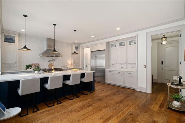 3230 W Andrews Drive, Atlanta, GA 30305