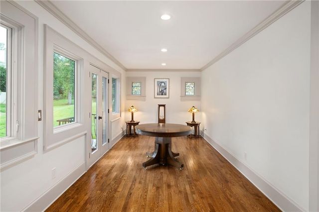 3230 W Andrews Drive, Atlanta, GA 30305