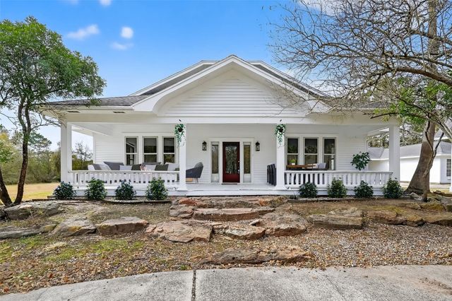 38011 Spur 149 Road, Magnolia, TX 77354