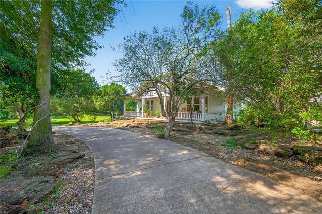 38011 Spur 149 Road, Magnolia, TX 77354