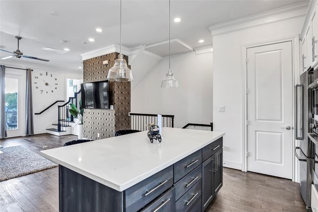4128 Willowbend Boulevard, Houston, TX 77025