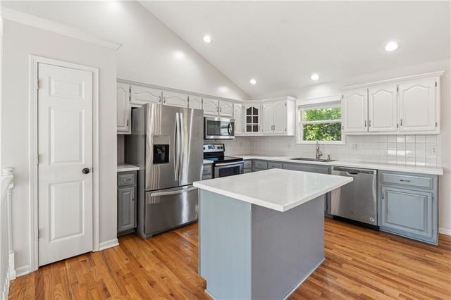 13460 Timber Park Drive, Platte City, MO 64079