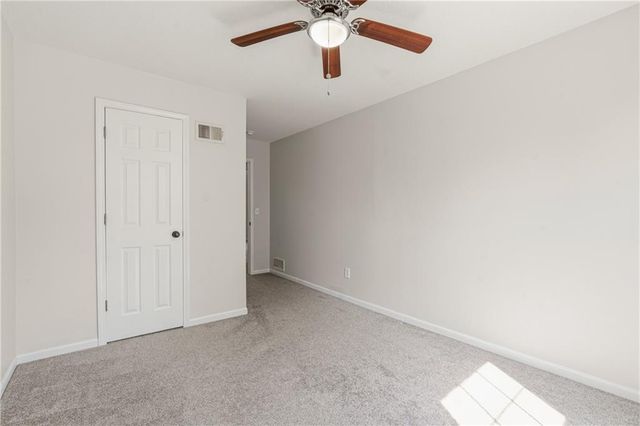 13460 Timber Park Drive, Platte City, MO 64079