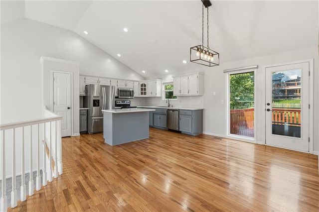 13460 Timber Park Drive, Platte City, MO 64079