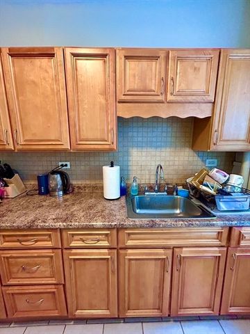 805 Washington Street 2, Brookline, MA 02446