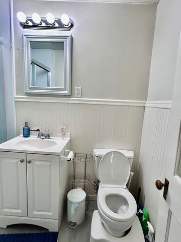 805 Washington Street 2, Brookline, MA 02446