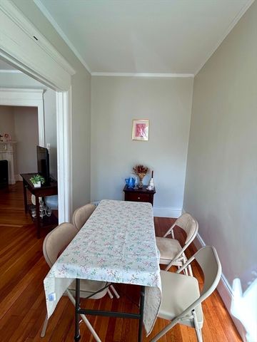 805 Washington Street 2, Brookline, MA 02446