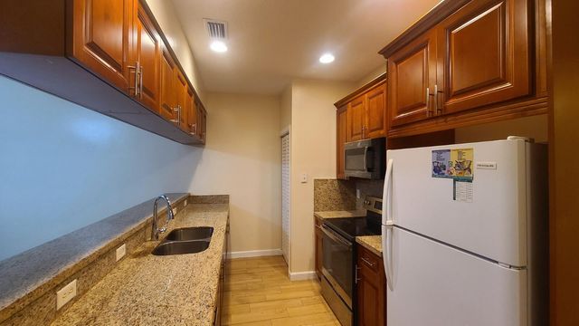 11975 Sturbridge Lane, Wellington, FL 33414