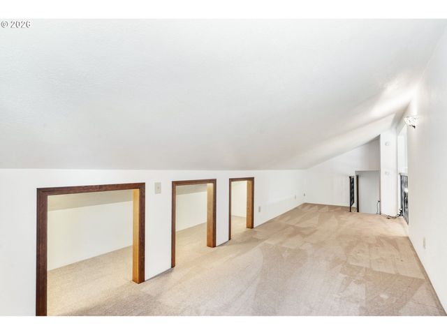 1105 Sw 10TH Dr, Gresham, OR 97080