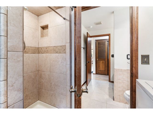 1105 Sw 10TH Dr, Gresham, OR 97080