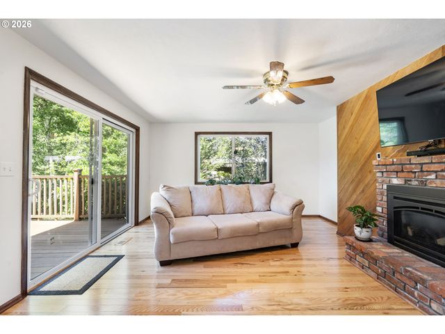 1105 Sw 10TH Dr, Gresham, OR 97080