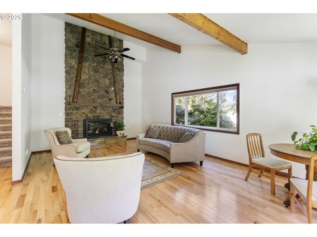 1105 Sw 10TH Dr, Gresham, OR 97080