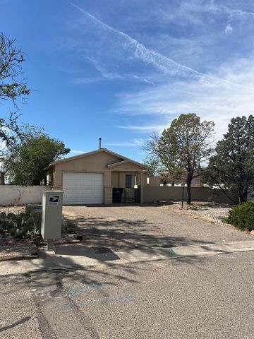 2596 Harvard Drive SE, Rio Rancho, NM 87124