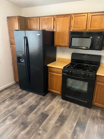 2596 Harvard Drive SE, Rio Rancho, NM 87124