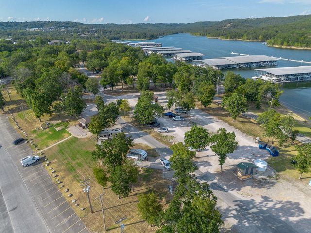 3 Port Holiday Drive Unit G, Kimberling City, MO 65686