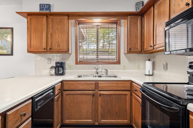 3 Port Holiday Drive Unit G, Kimberling City, MO 65686