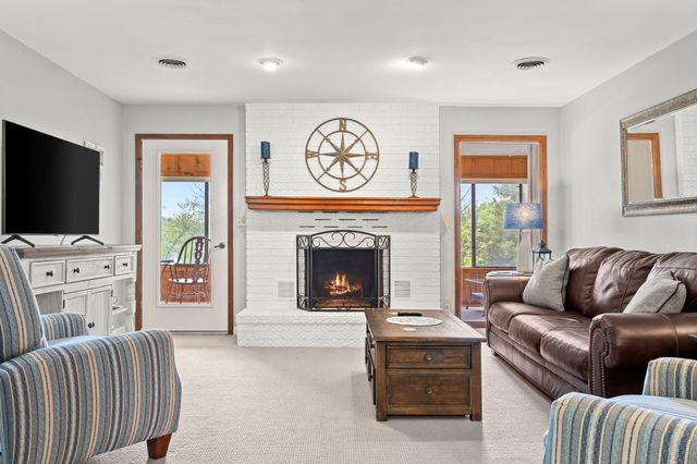 3 Port Holiday Drive Unit G, Kimberling City, MO 65686