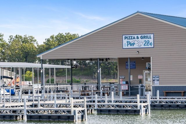 3 Port Holiday Drive Unit G, Kimberling City, MO 65686