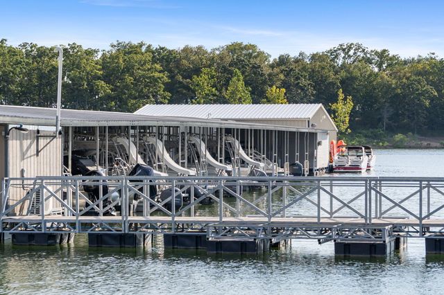 3 Port Holiday Drive Unit G, Kimberling City, MO 65686