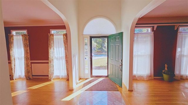 44 HIDDEN LAKES Court, Newnan, GA 30263