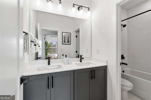 285 Walker Avenue, Roswell, GA 30076